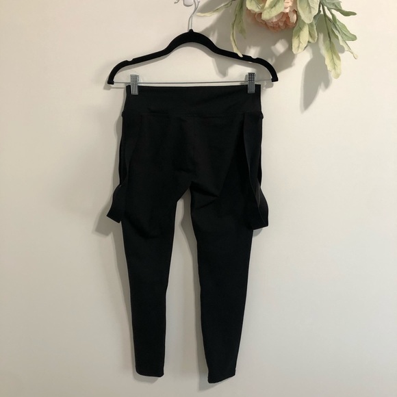 Demi Lovato x Fabletics Overall 7/8 Leggings - Picture 7 of 9